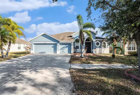 2619 Yukon Cliff Dr, Ruskin, FL 33570