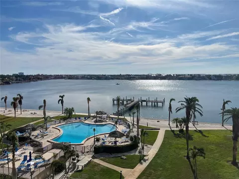 5130 Brittany Dr S #607, Saint Petersburg, FL 33715