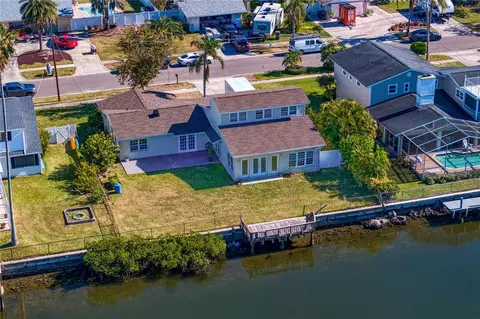 4610 Bay Crest Dr, Tampa, FL 33615