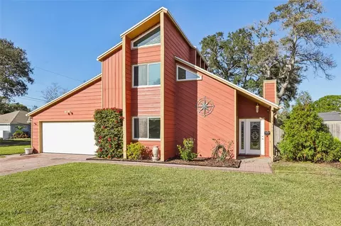 13355 98th Ave, Seminole, FL 33776