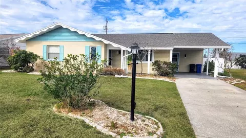711 Bel Air Ave, Sun City Center, FL 33573
