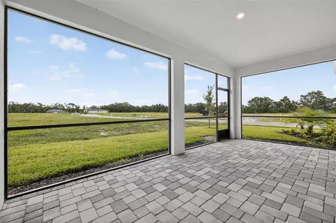Exterior - 12458 49th St E, Parrish, FL 34219 photo 4 of 6