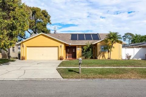 1746 Prince Philip St, Clearwater, FL 33755