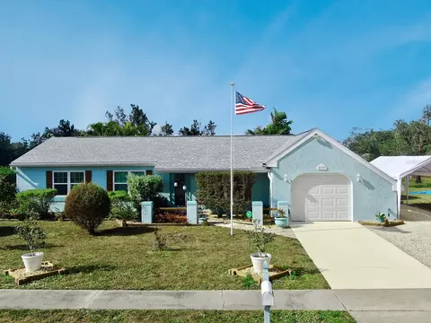 2575 Shenandoah St, North Port, FL 34287