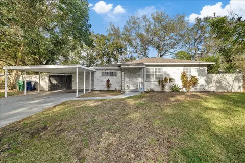 1504 E Mcberry St, Tampa, FL 33610