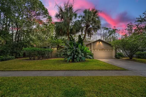 3254 Centerwood Dr, Tarpon Springs, FL 34688