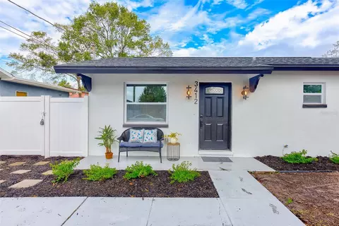 3412 E Mcberry St, Tampa, FL 33610