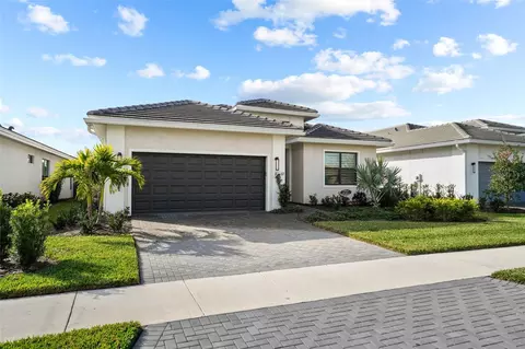 17702 Cresswind Ter, Bradenton, FL 34211