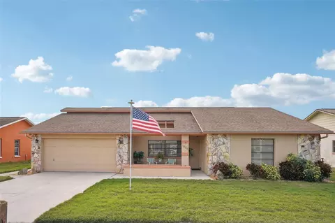 7400 Chairman Ct, Port Richey, FL 34668
