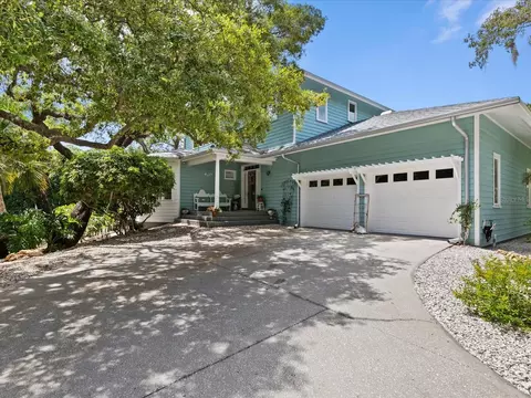 3630 Shady Ln, Palm Harbor, FL 34683