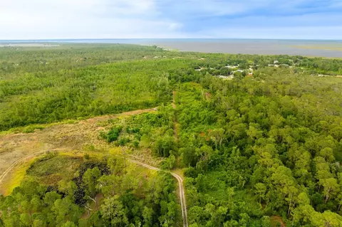 1420 Goldfinch St, Lake Placid, FL 33852