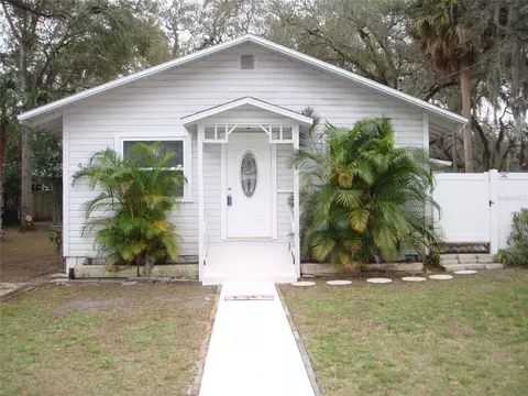 420 5th St N, Safety Harbor, FL 34695
