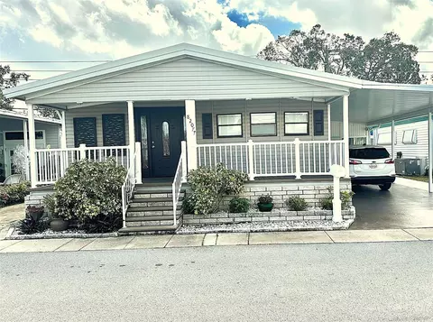 82077 1st Ave N #77, Pinellas Park, FL 33781