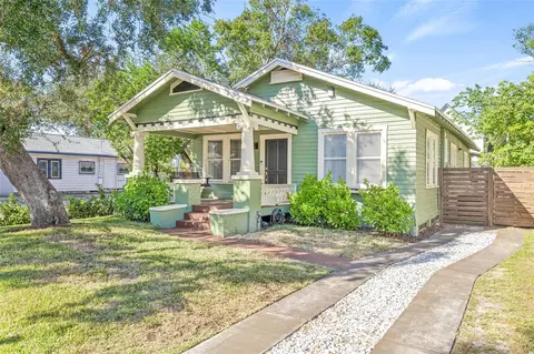 213 W Cayuga St, Tampa, FL 33603