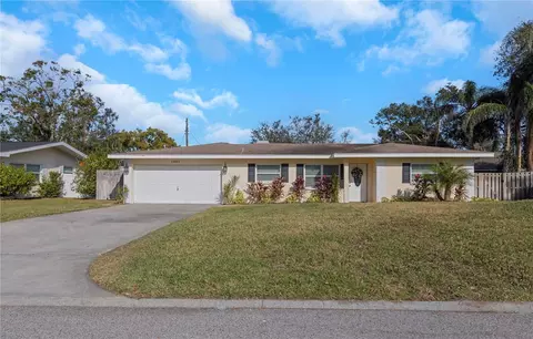 1351 Fairfield Dr, Clearwater, FL 33764