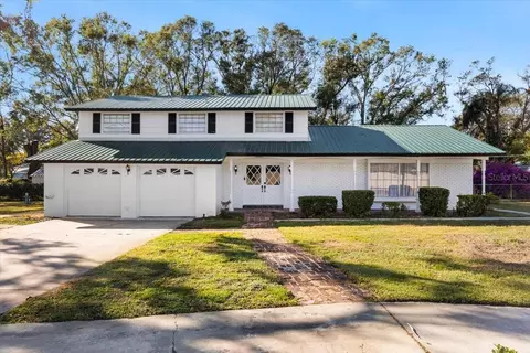 13208 Lake Magdalene Blvd, Tampa, FL 33618