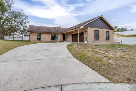 103 Barkfield St, Brandon, FL 33511