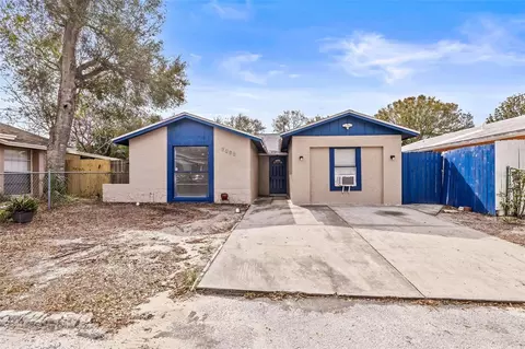 9104 Sandcroft Ct, Tampa, FL 33615