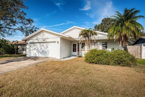 7837 Tiburon Dr, Largo, FL 33773