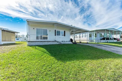 38602 Beniger Dr, Zephyrhills, FL 33540