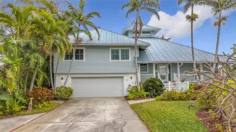 240 Isle Dr, Saint Pete Beach, FL 33706