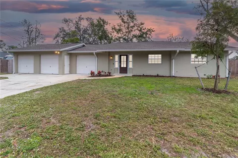 1111 41st St W, Bradenton, FL 34205