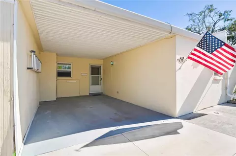 319 Portree Dr, Dunedin, FL 34698