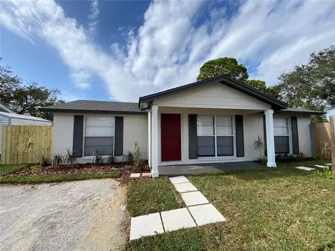 9127 Baymeadow Ct, Tampa, FL 33615