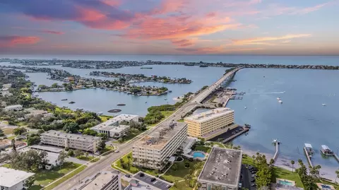 100 Bluff View Dr #602A, Belleair Bluffs, FL 33770
