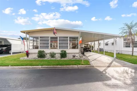 10454 Gazebo Dr #335, Largo, FL 33773