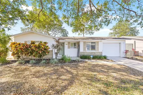 29748 68th St N, Clearwater, FL 33761