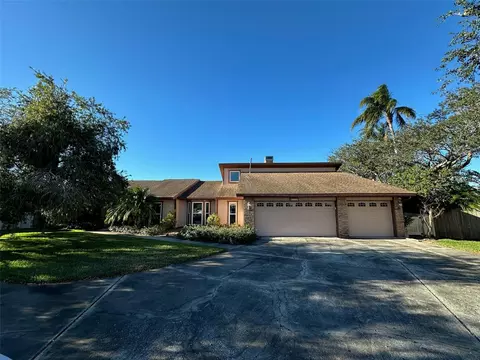 2110 Seagull Dr, Clearwater, FL 33764