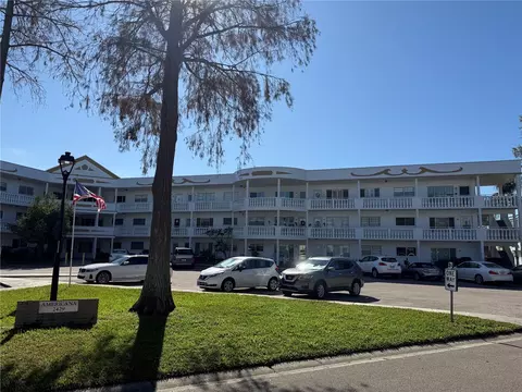 2429 Ecuadorian Way #25, Clearwater, FL 33763