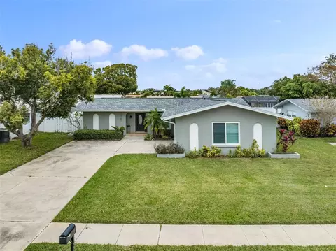 13151 87th Pl, Seminole, FL 33776