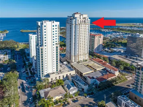 300 Beach Dr NE #704, Saint Petersburg, FL 33701