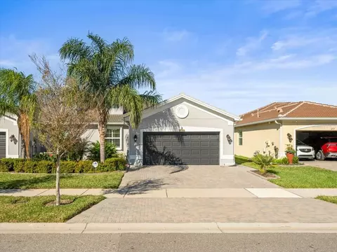 4719 Avila Lakes Dr, Wimauma, FL 33598