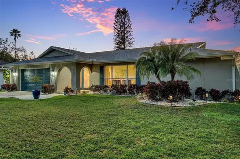 1997 Arvis Cir E, Clearwater, FL 33764