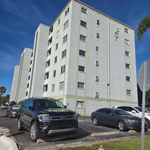 7321 Central Ave #310, Saint Petersburg, FL 33710