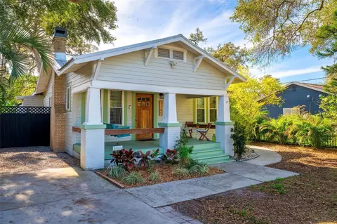 1205 E Giddens Ave, Tampa, FL 33603