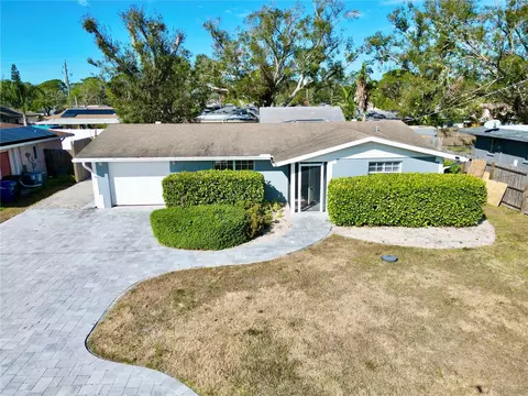 4629 Spahn St, Sarasota, FL 34232