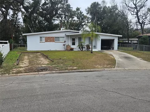 132 Baywood Dr, Daytona Beach, FL 32117
