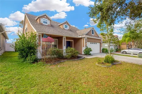 Exterior - 10814 Newbridge Dr, Riverview, FL 33579 photo 2 of 14