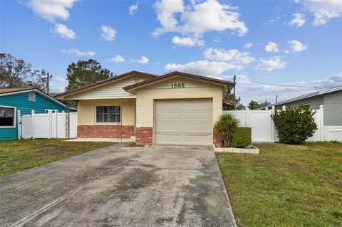 1885 Mississippi Ave NE, Saint Petersburg, FL 33703