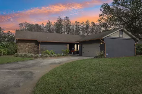 1170 Wisper Run Ct, Lutz, FL 33558