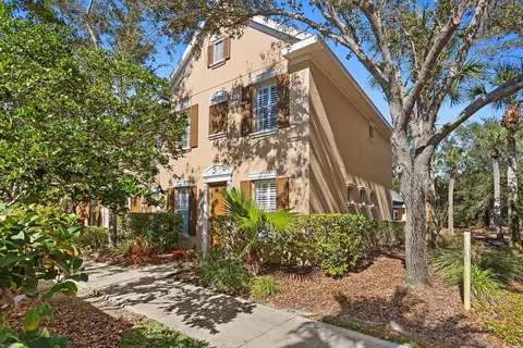 11522 Fountainhead Dr, Tampa, FL 33626