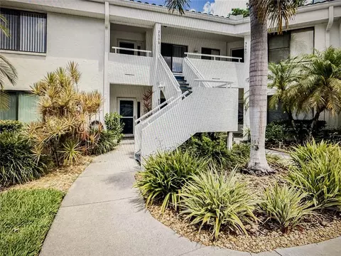 3558 Indigo Pond Dr #10, Palm Harbor, FL 34684