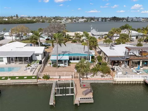 353 La Hacienda Dr, Indian Rocks Beach, FL 33785