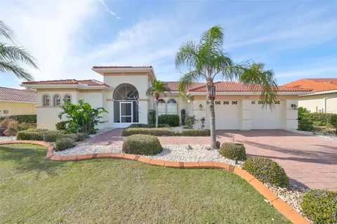 1313 Crystal Greens Dr, Sun City Center, FL 33573