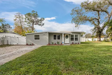 7360 Organdy Dr N, Saint Petersburg, FL 33702