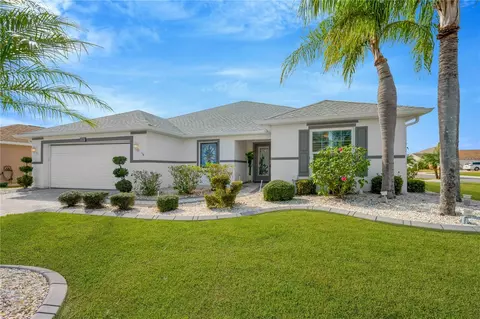 2357 Emerald Lake Dr, Sun City Center, FL 33573